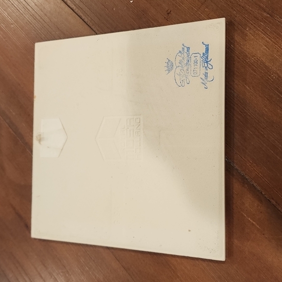 Vintage Handpainted tile. - Picture 3 of 4